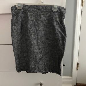 Grey skirt